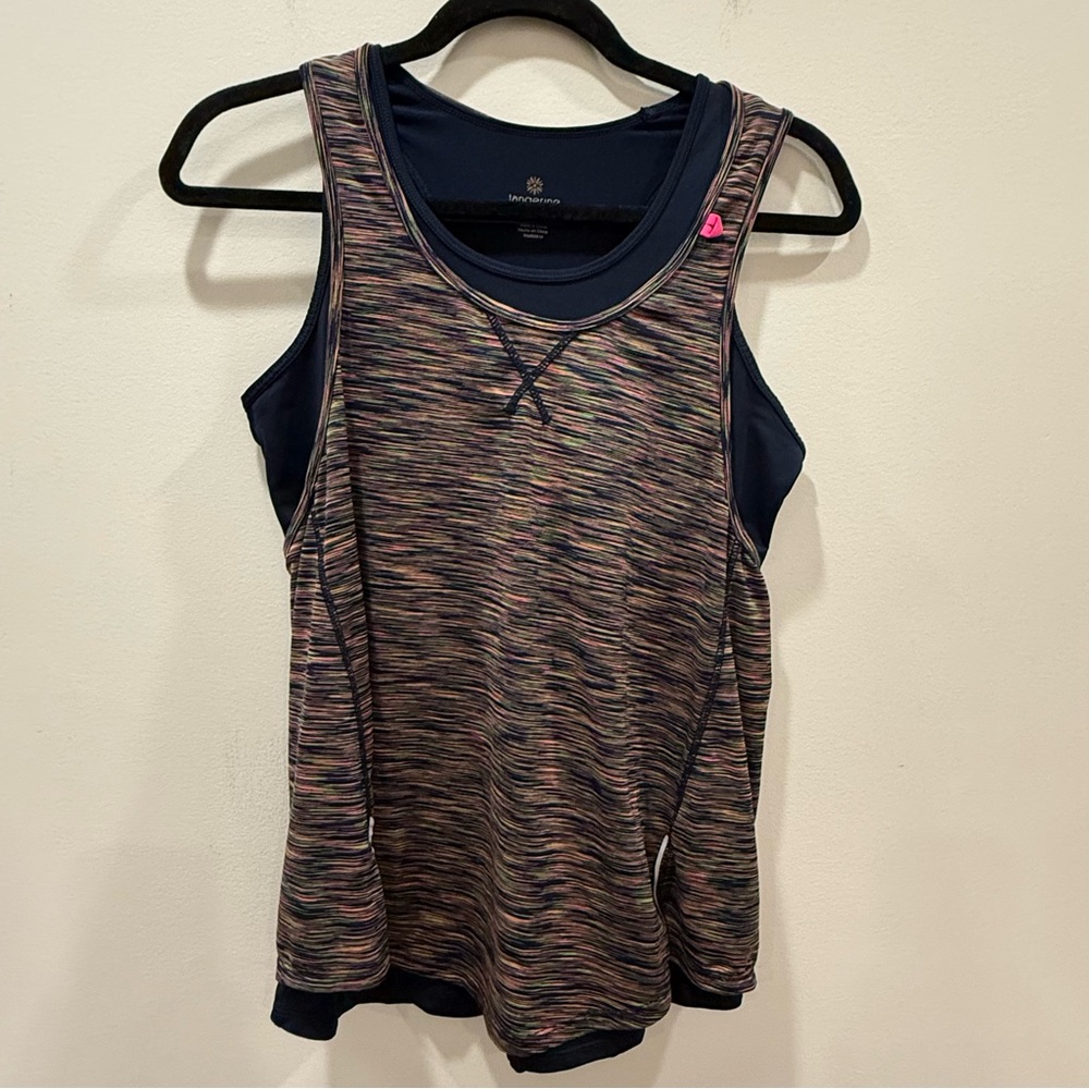 ✅5/$25 Tangerine size small layered Activewear Razorback tank Matching Navy top
